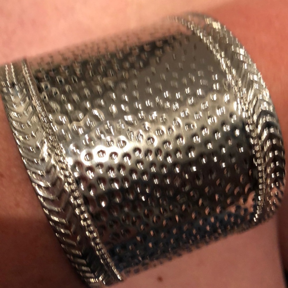 Bangle - Picture 2 of 4